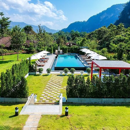 Montania Lifestyle Hotel Phanom Exterior photo