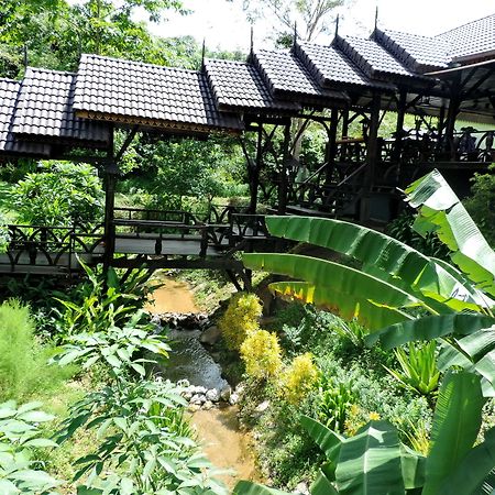 Montania Lifestyle Hotel Phanom Exterior photo