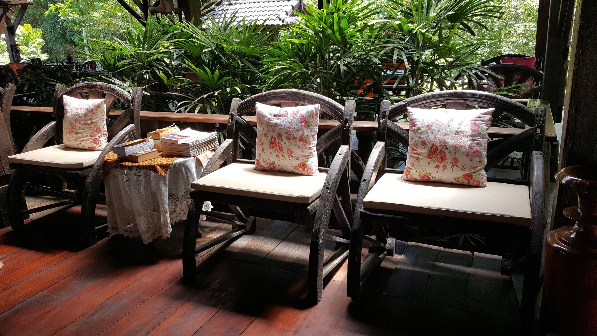 Montania Lifestyle Hotel Phanom Exterior photo