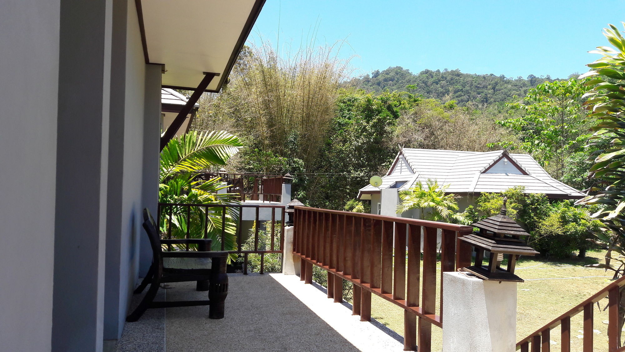 Montania Lifestyle Hotel Phanom Exterior photo