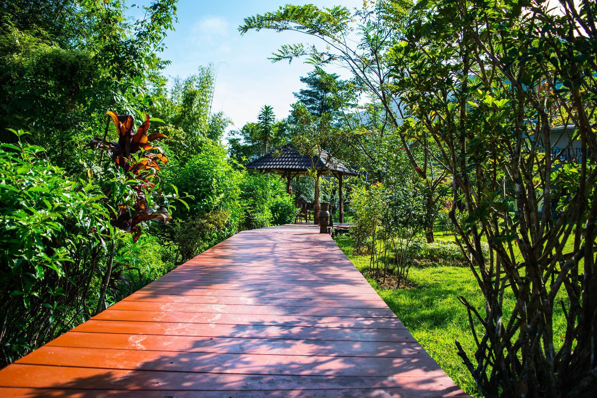 Montania Lifestyle Hotel Phanom Exterior photo